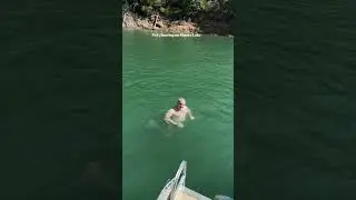 Boating on Shasta Lake