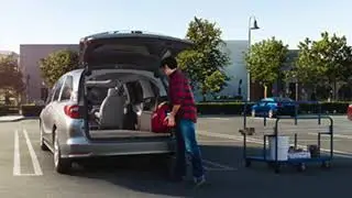 Clashing Minivans- Toyota Sienna vs. 2018 Honda Odyssey in Killeen