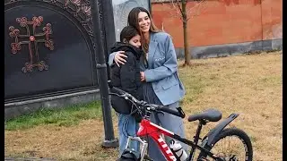 Ես կամ Զոյա Բարաղամյան// Es kam Zoya Baraghamyan