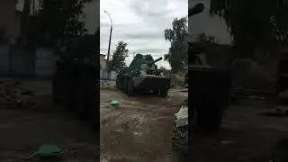 На ходу самохідний 120 мм міномет «Нона СВК», затрофеїний в Ізюмі Харківської області