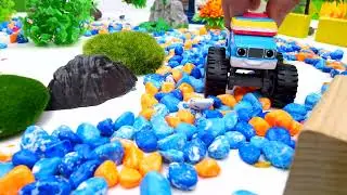 Игрушки Чудо Машинки: Вспыш готовит Гаса к гонке! Видео про машинки для мальчиков