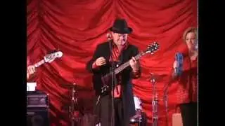 Micky Dolenz (The Monkees): Steppin Stone