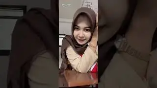 LIVE THIS GIRL IN A BIG HIJAB SCOUT 🔥