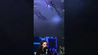 Ai Mori играет в DOTA 2