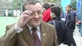Вот так прилетело (Дворовый футбол)