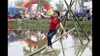 Trò chơi dân gian Hội làng - Đi cầu kiều hái lộc - Cười không ngậm được mồm P2