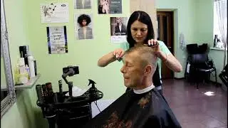 Ольга Родак  перед её отъездом в Москву на операцию