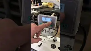 How to install a puller on an industrial straight-stitch sewing machine 