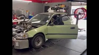 AWD K24 Civic runs 8’s first pass