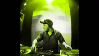 Von D & Riskotheque - Like a Bird