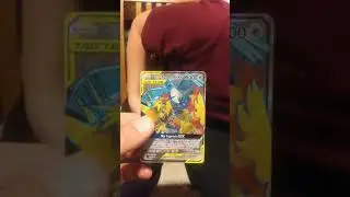 Hidden Fates Tin 4 hits
