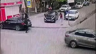 Возле торгового центра в Пятигорске произошла перестрелка
