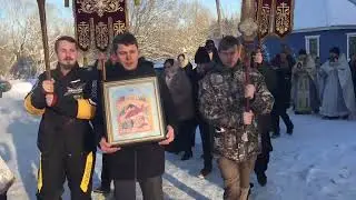 Крестный ход прихожан Храма Рождества Христова