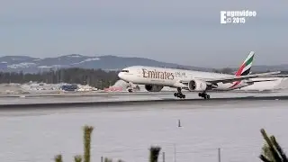 Emirates Boeing 777-300ER beautiful landing