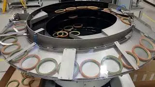 Bowl Feeder feeds and orientates Seal and Retaining Rings - RNA Automation Ltd