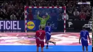 СУПЕР ГОЛ В ГАНДБОЛЕ!!!