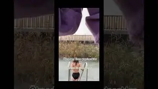 Yağmurlu bir günde yüzmek