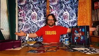 Closed for Business unboxing with Mansun fan Andy Lyth
