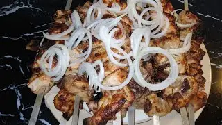 МЯСО КУРИЦЫ на МАНГАЛЕ. СОЧНЫЙ ШАШЛЫК. Tovuq go'shtidan mazzali shashlik tayyorlash. ENG SUB