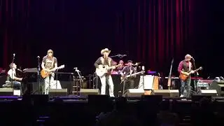 I Saw the Light - Grand Ole Opry House
