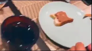 Виктория Лопырева завтракает с супругом