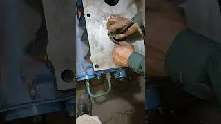 oil clearance guide piston