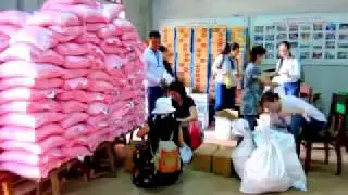 ĐOÀN THIỆN NGUYỆN BỒ ĐỀ TÂM SG chuẩn bị quà... 26/5/2018. MVI 0055