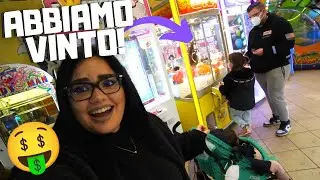 ANDIAMO IN SALA GIOCHI E ABBIAMO VINTO QUESTO... / chiara paradisi
