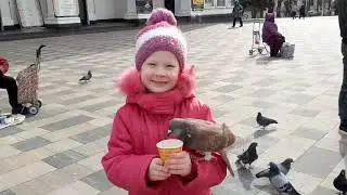 Мариуполь  Прогулка по Театральному скверу  27 02 2020