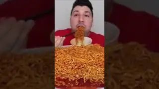 Brendan reviews buldak fire ramen