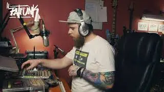 Flipping crazy Japanese tune / Ableton Live / SP404