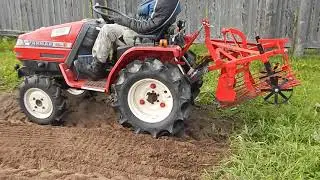 Янмар КЕ 3 + картофелекопалка ККМ 4.   Копка картофеля 21г.  ч.2.