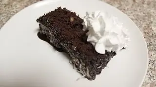 christmas cake/ make walnut chocolate cake w MICROWAVE / como hacer torta de nueces y chocolate