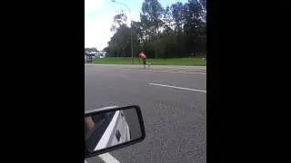 stoogy pushups in middle of road