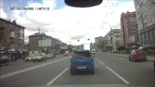 Пъяная тетка на черном Лексусе  Новосибирск