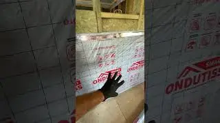 Внутри стены