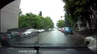 осторожно двери открываются