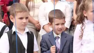 2015 09 01 Поля перший дзвоник в гімназії №12