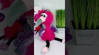 Смешная, танцующая птичка. Отличная игрушка для детей😀
