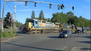 CSX 7575 & 8873, Milford Maine