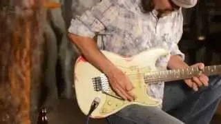 Exclusive Fender 1960 White Lightning Strat Strikes The Wild West!!!