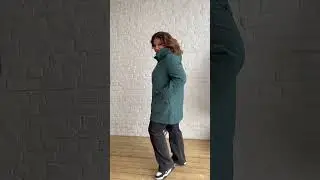 Куртка с косыми карманами с капюшоном