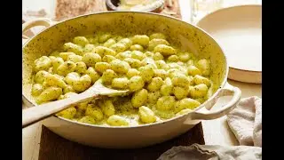 Gnocchi with Pesto and Cream