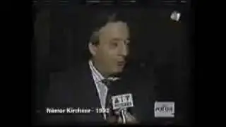 Kirchner celebrando la venta de YPF