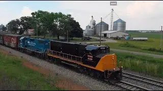 WAMX 4009 leads a Grand Elk local
