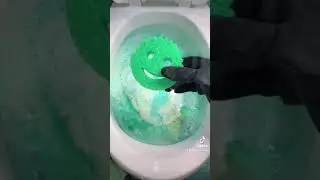 Green Toilet Overload 💚 pt.2/4!