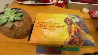 Новые колоды таро.Забрала с собой в Европу.