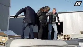 Лодка ПВХ GLADIATOR на морозе, минус 15 (Как поведет себя лодка ПВХ на морозе, распаковка, накачка)
