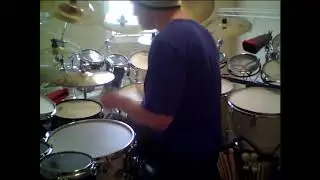 Playing melodic ideas using Pearl rocket toms