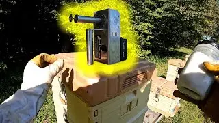 Treating some Apimaye hives with the Instantvap 18V